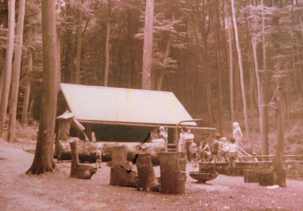 Schutzhtte im Gisinger Loch